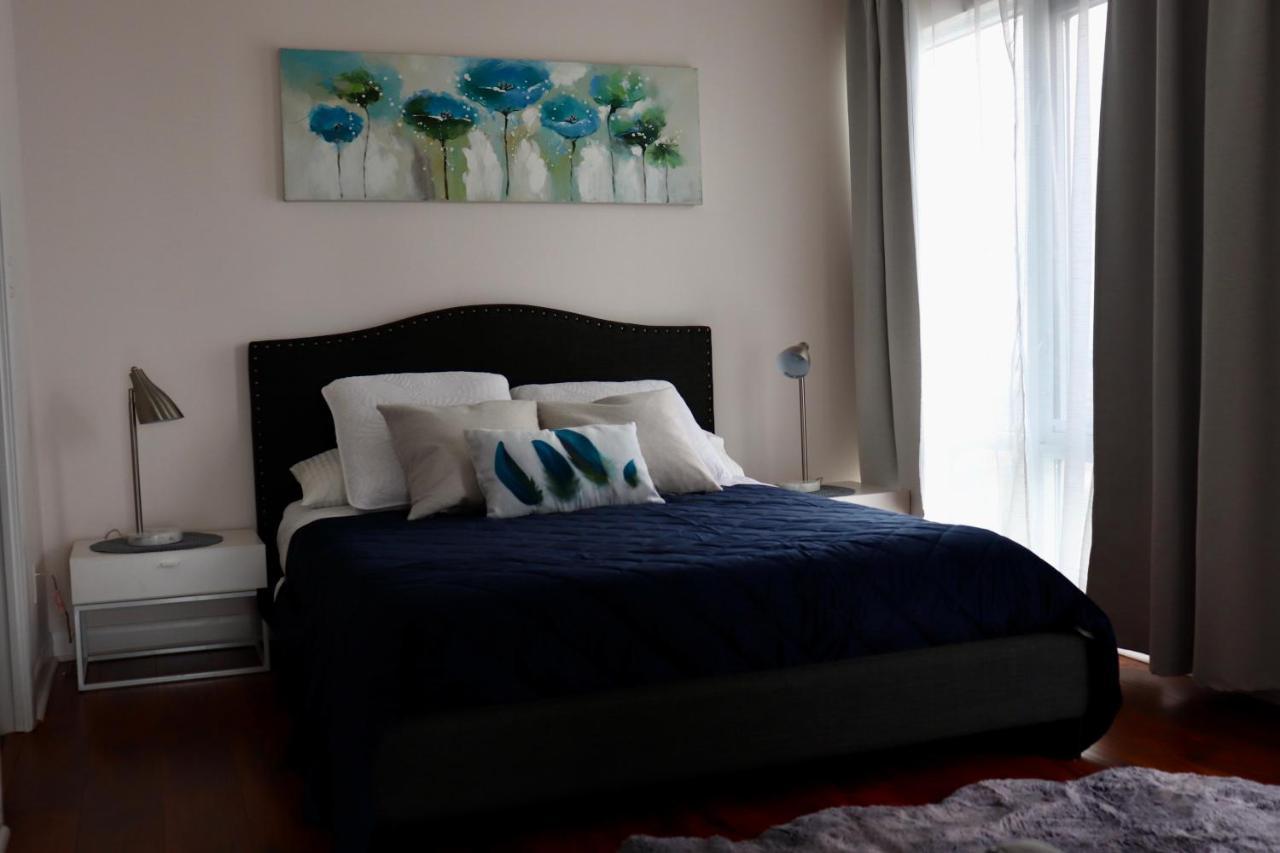 Apartment/2Bedrooms/2 Full Bathrooms/Free Parking Торонто Екстериор снимка